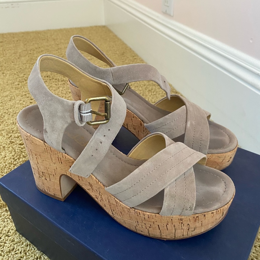 Splendid Platform heels